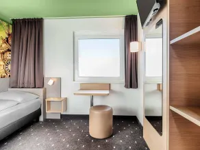 B&B HOTEL Baden-Airpark - Camera
