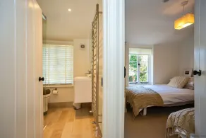 CROYDE VICTORIA COTTAGE 2 Bedrooms - Room