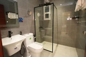 The S Square Airport Hotel - Bathroom