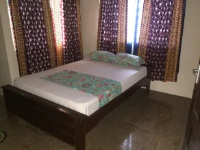 Twitter Paradise Guest House - Room