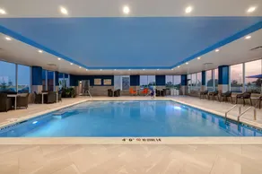 Hampton Inn Crown Point - Pool