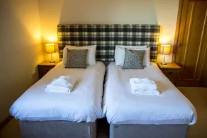 Old Pier Cottage B&B - Rum