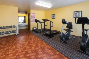 Days Inn by Wyndham Pinole Berkeley - Salle de remise en forme
