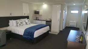 White Heron Motor Lodge - Chambre