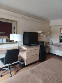  Red Oak Inn Detroit Metro Airport - Belleville - Chambre