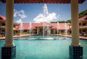 Oasis Hotel Restaurant & Spa - Pool