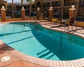 Quality Inn Near Chico State - Piscine