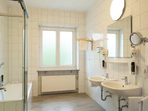 DONAUHOTEL Ingolstadt - Bathroom