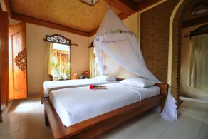 Puri Lumbung Cottages Restaurant & Spa Munduk - Room