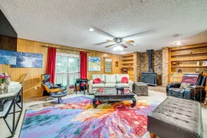 Family Getaway on 4 Acres in Mineola! - Interiør