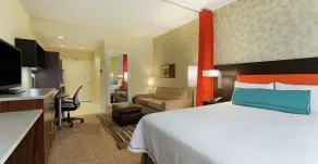 Home2Suites by Hilton Edmond - Chambre