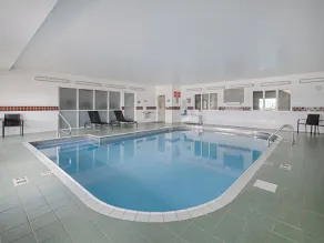 Garner Hotel Decatur - Forsyth by IHG - Piscine