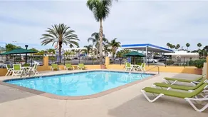 Hotel Avenida - Oceanside Camp Pendleton - Piscine