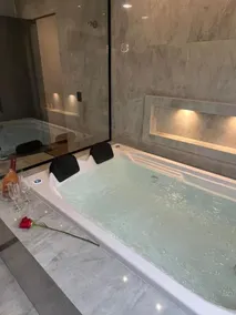 Grand Hill Hotel - Bathroom