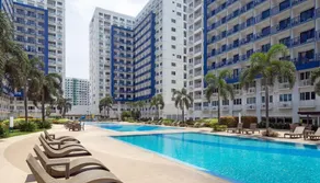 Withus Condotel at Sea Residences - Piscina