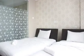 Stylish 1BR near ITB University at Dago Suites Apartment By Travelio - Værelse