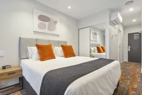 Ramada by Wyndham Newmarket Auckland - Zimmer