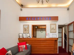 St George's Pimlico - Réception
