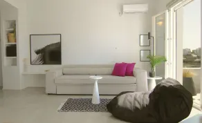  AELIA Tinos - Réception