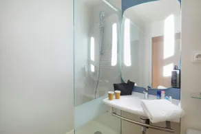 ibis Sallanches Porte du Mont Blanc - Salle de bain