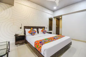 Super Collection O Rajdhani Hotel - Room