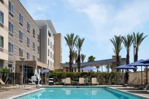 Fairfield Inn & Suites by Marriott Tustin Orange County - Piscine