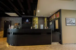 NB HOTEL - Rezeption