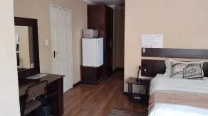 Tsessebe Guesthouse - Room