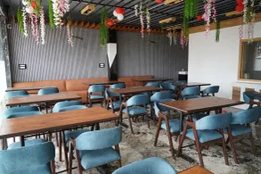 Green Sarovar Hotel & Restaurant - Restaurant