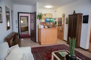 Giada Palace - Pool & Apartments - Rezeption