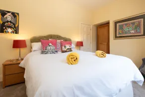 The Vicarage - Grand Country House, Walking Distance to Padstow and with Pub Across the Road - Værelse