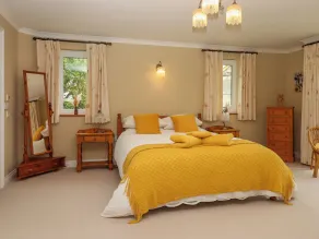 Hole Park - Room