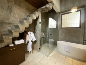 Milo Collection Hotel - Badrum
