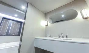 Sillim Dominique Hotel - Bathroom