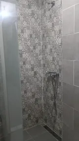 The One - Baño
