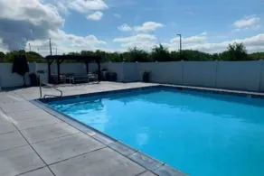 Comfort Inn & Suites Pottstown Eastern Gateway - Piscine