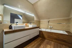 Amber Villa - Bathroom