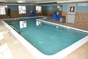 Holiday Inn Express Hotel & Suites Evanston by IHG - Pool