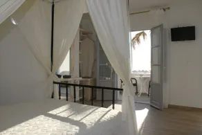 Hotel Thira - Quarto