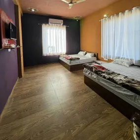 Hotel Raghukul - Chambre