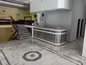 Dias Hotel - Recepción