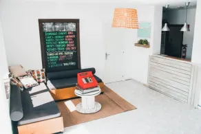 Latas Surf Lodge - Lobby