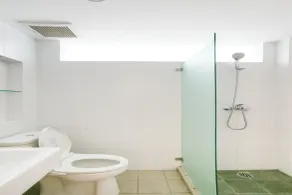 RedDoorz near Universitas Islam Indonesia - Salle de bain