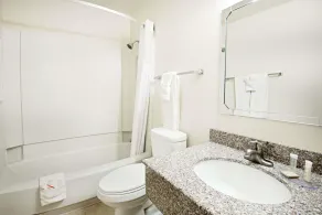 Super 8 by Wyndham Las Cruces/White Sands Area - Salle de bain