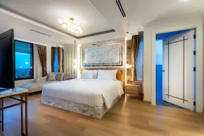 Nine River Hotel - Zimmer