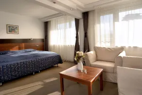 Hotel Forum - Free Parking for cars - Room