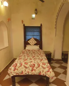 Alivaa Heritage Lotwara Fort - Near Shri Mehandipur Balaji Temple - Chambre