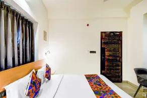 FabHotel Casa Grand - Room