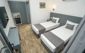 Kensington Kerdime Beach Hotel - Værelse