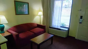 Travelodge by Wyndham Knoxville East - Chambre